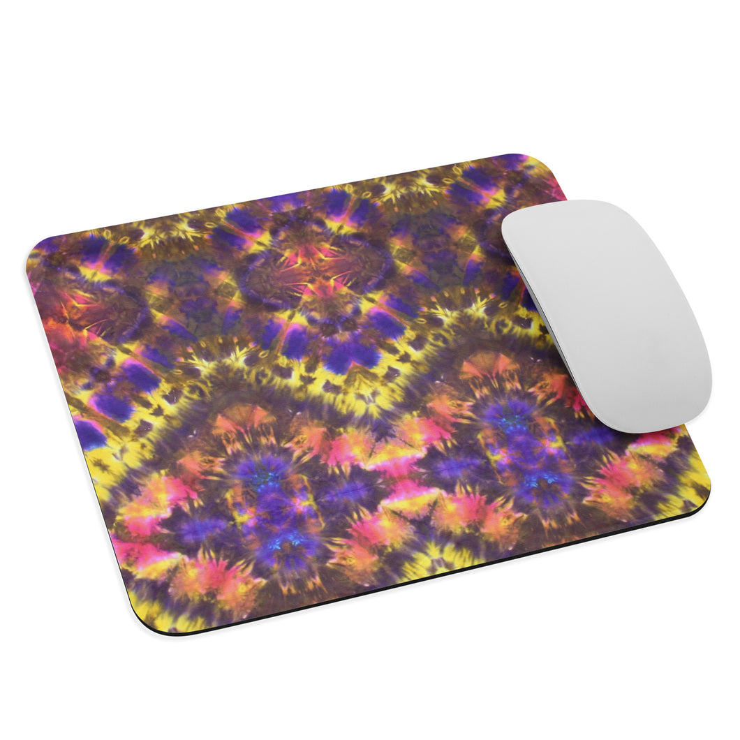 'Folding Space' Mouse pad